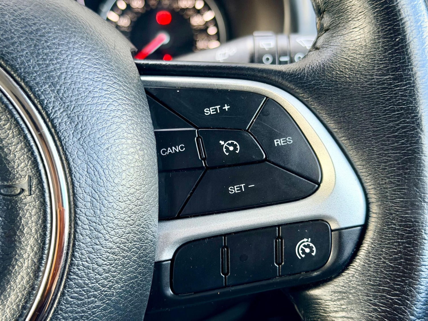 Used Jeep Renegade for sale - 77892492: Photo 31