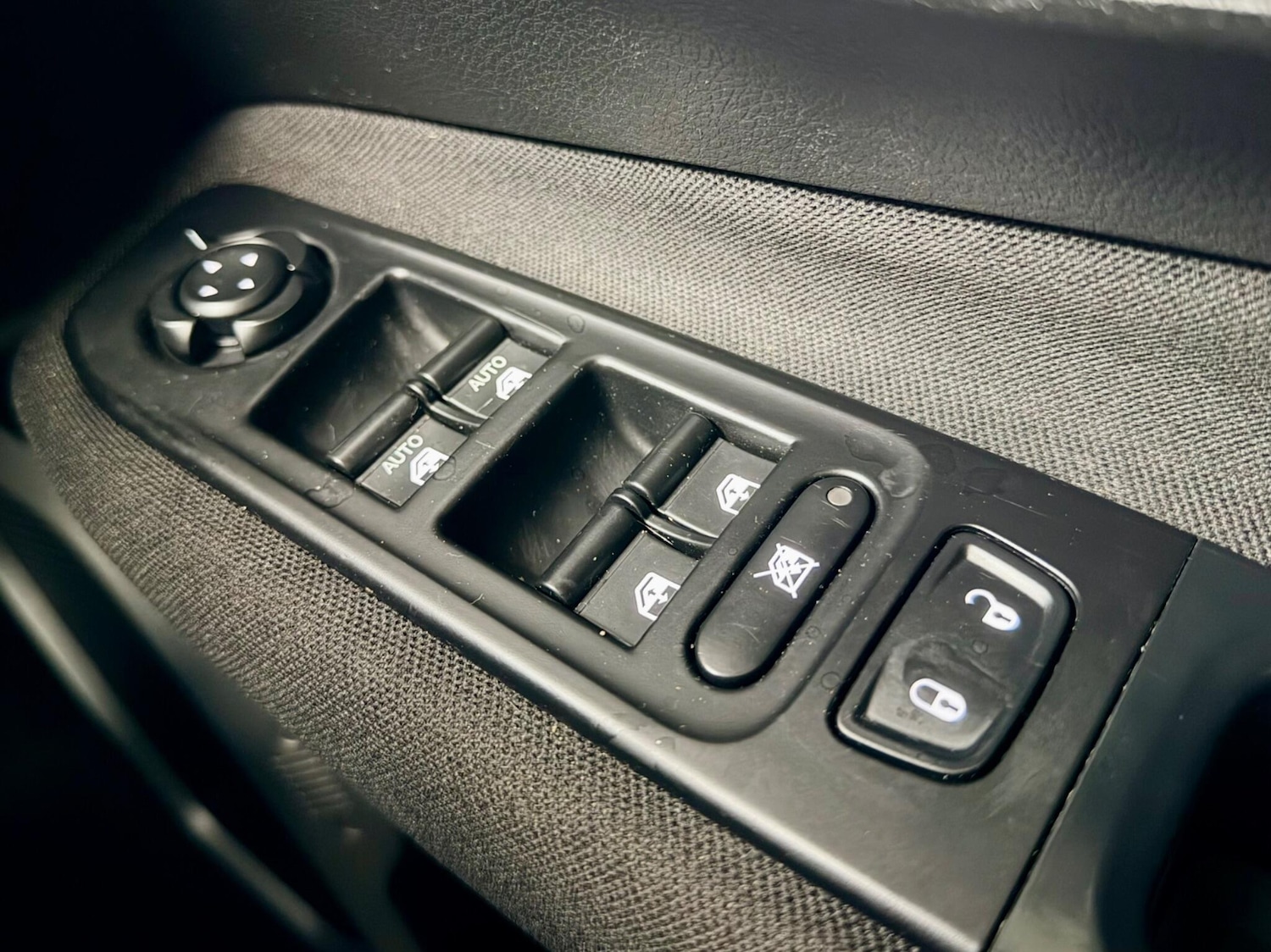 Used Jeep Renegade for sale - 77892492: Photo 35