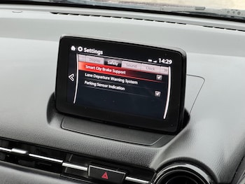 Used Mazda Mazda2 2018 for sale - 76840747: Photo