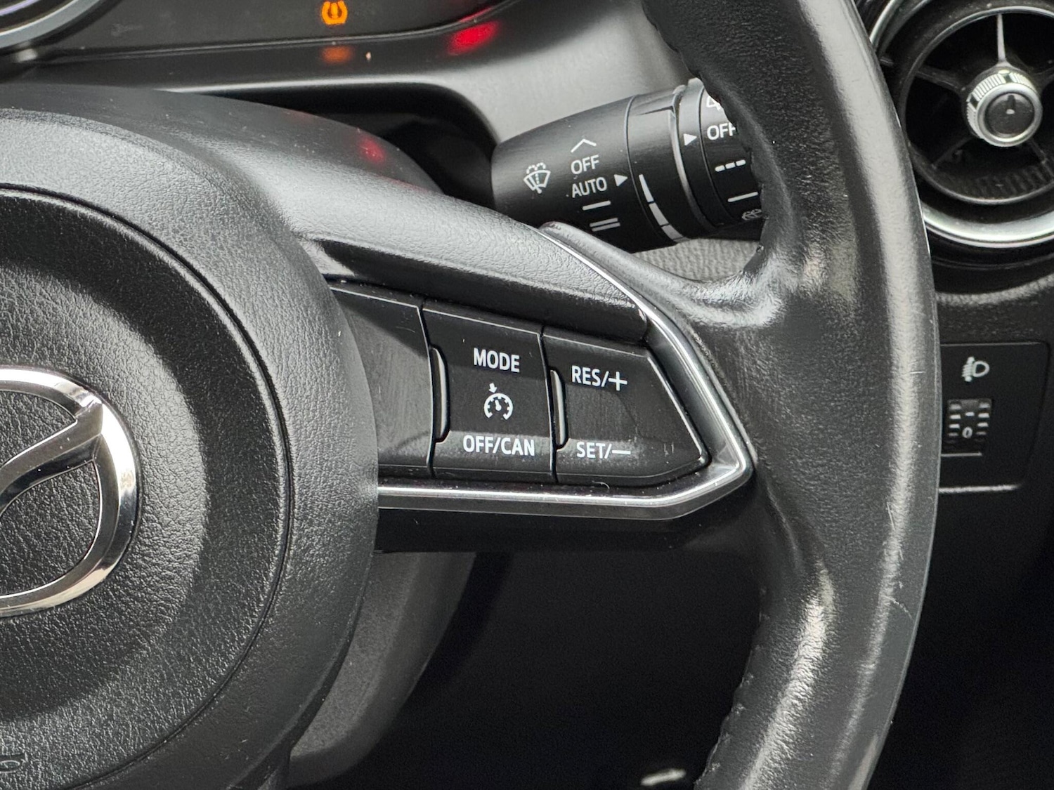 Used Mazda Mazda2 2018 for sale - 76840747: Photo 41