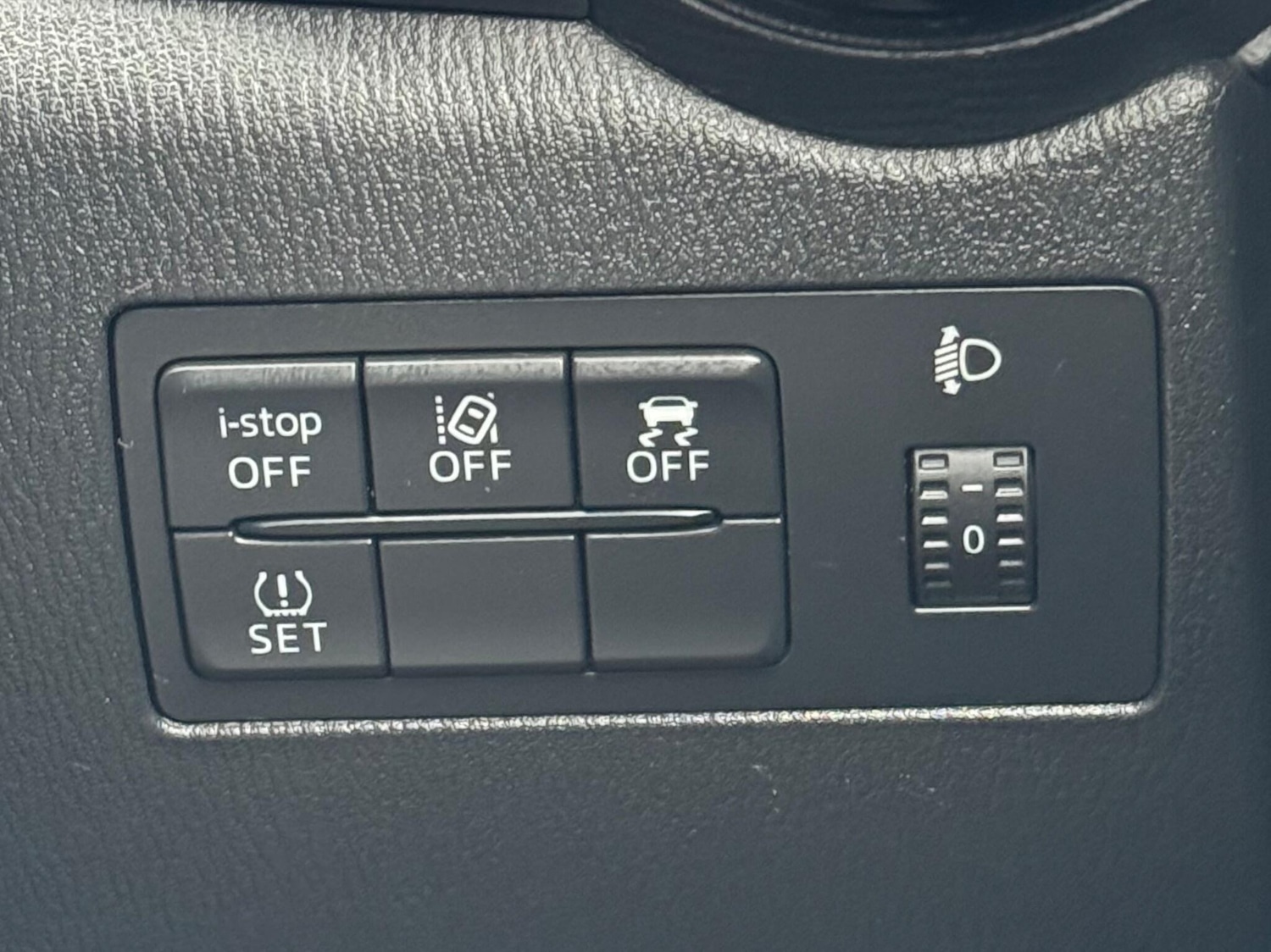 Used Mazda Mazda2 2018 for sale - 76840747: Photo 45