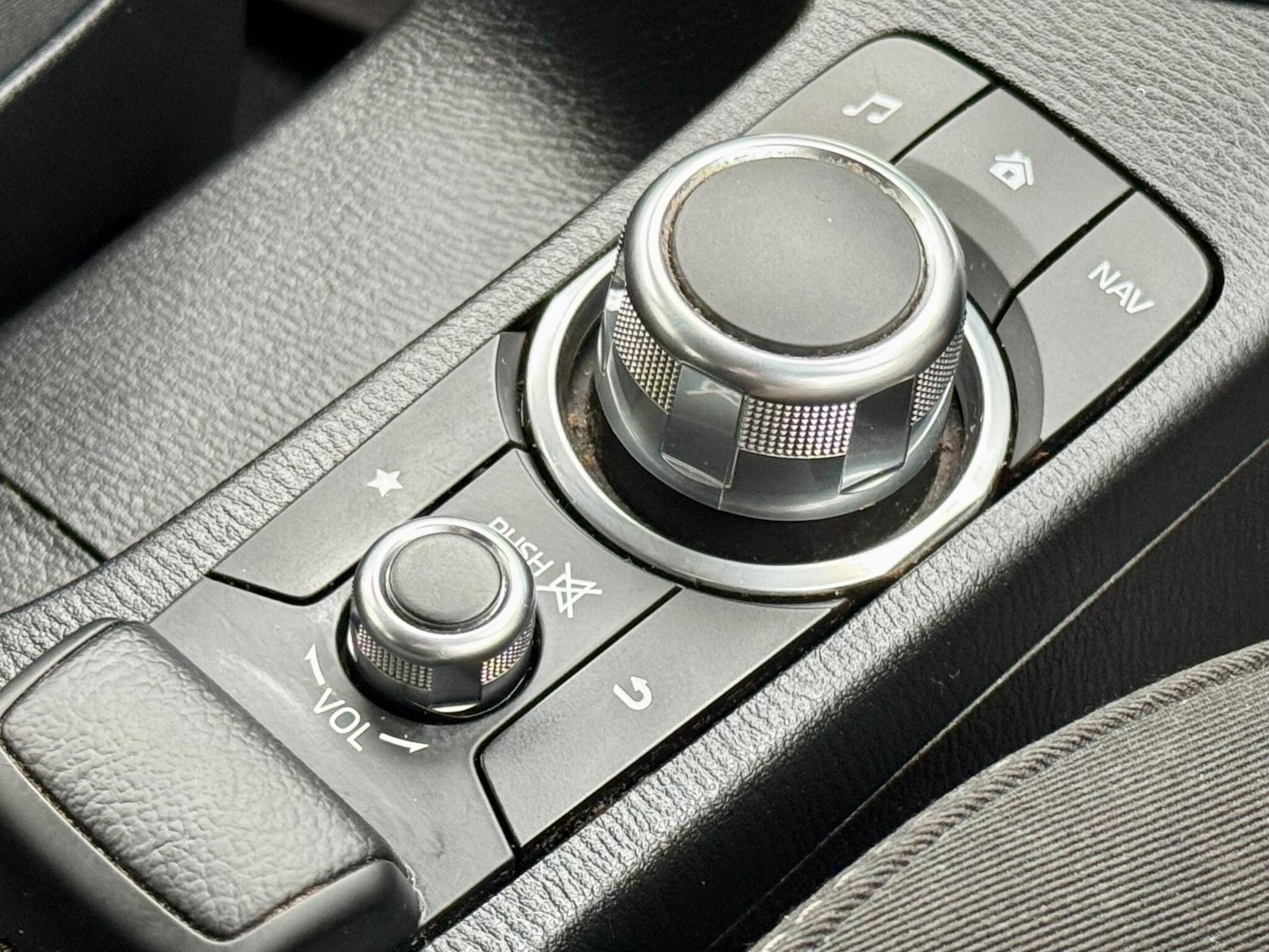 Used Mazda Mazda2 2018 for sale - 76840747: Photo 47