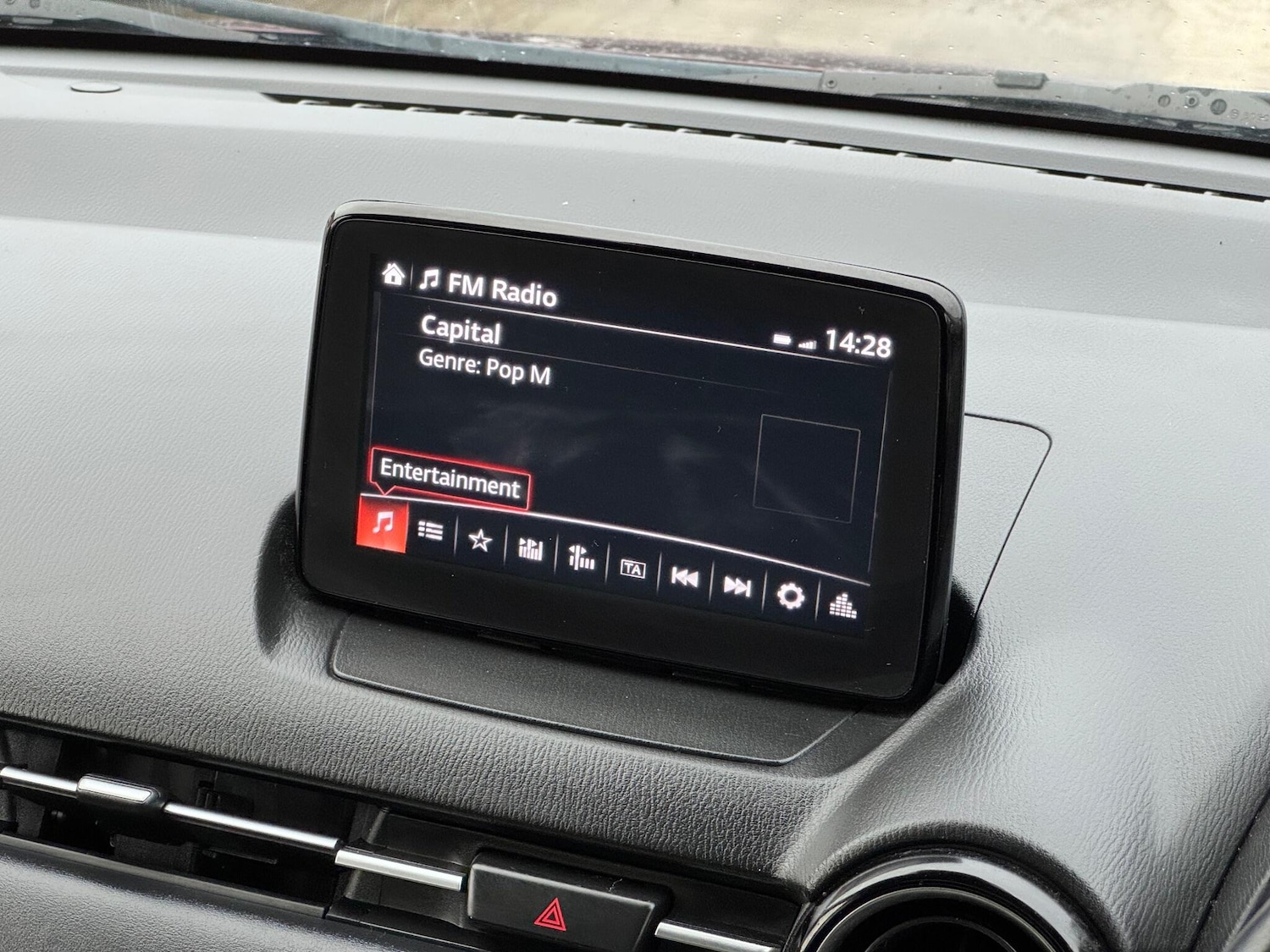 Used Mazda Mazda2 2018 for sale - 76840747: Photo 56