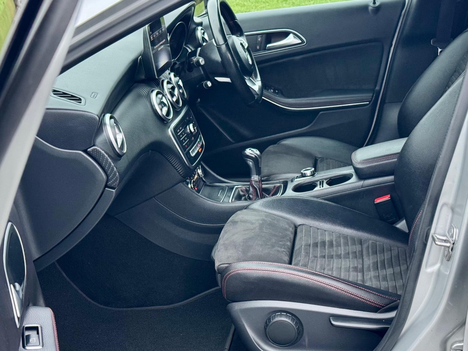 Used Mercedes-Benz A-Class 2018 for sale - 77909441: Photo 31