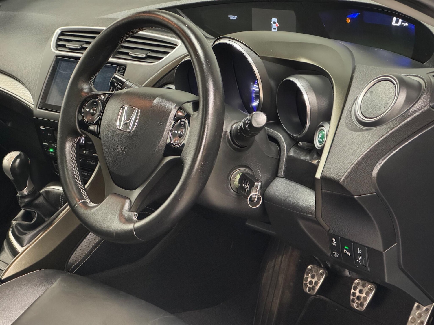 Used Honda Civic 2015 for sale - 78072224: Photo 26