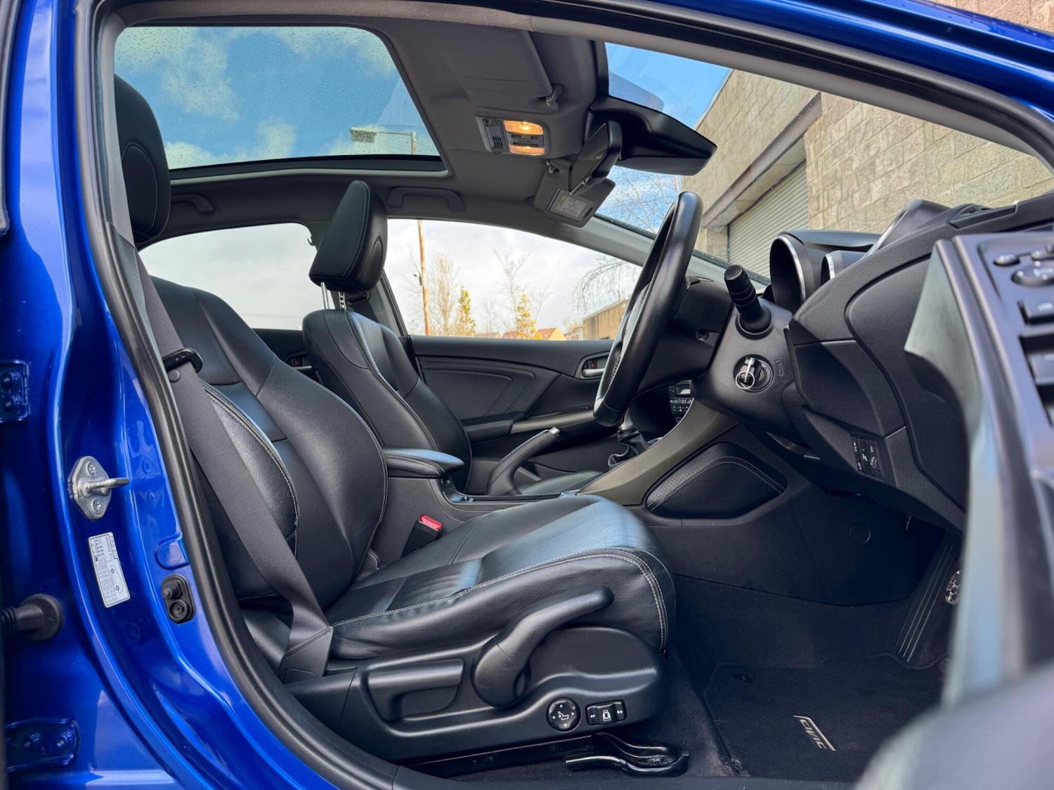 Used Honda Civic 2015 for sale - 78072224: Photo 27