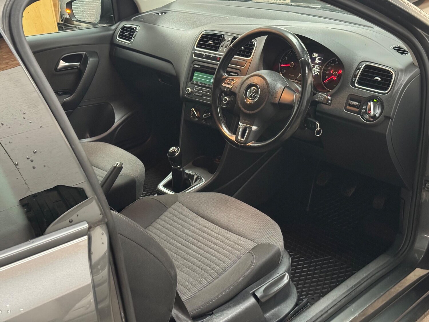 Used Volkswagen Polo for sale - 77538270: Photo 21