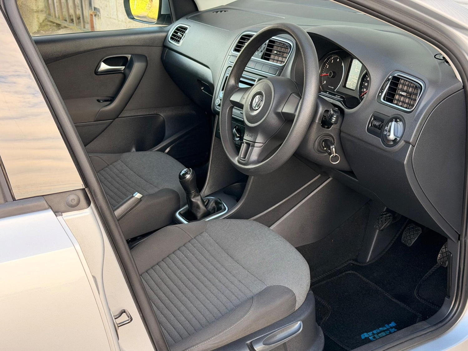 Used Volkswagen Polo 2013 for sale - 78046864: Photo 18