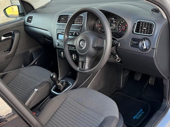 Used Volkswagen Polo 2013 for sale - 78046864: Photo