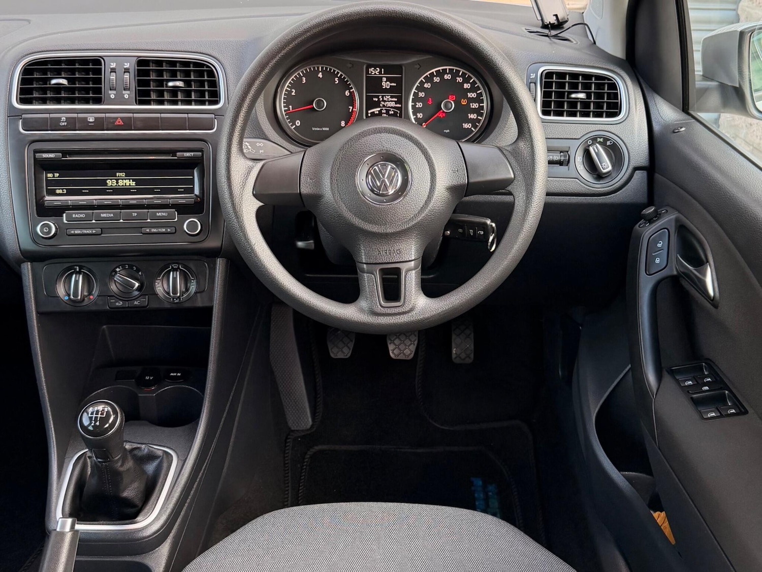 Used Volkswagen Polo 2013 for sale - 78046864: Photo 4