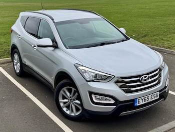Used Hyundai Santa Fe 2015 for sale - 77808776: Photo
