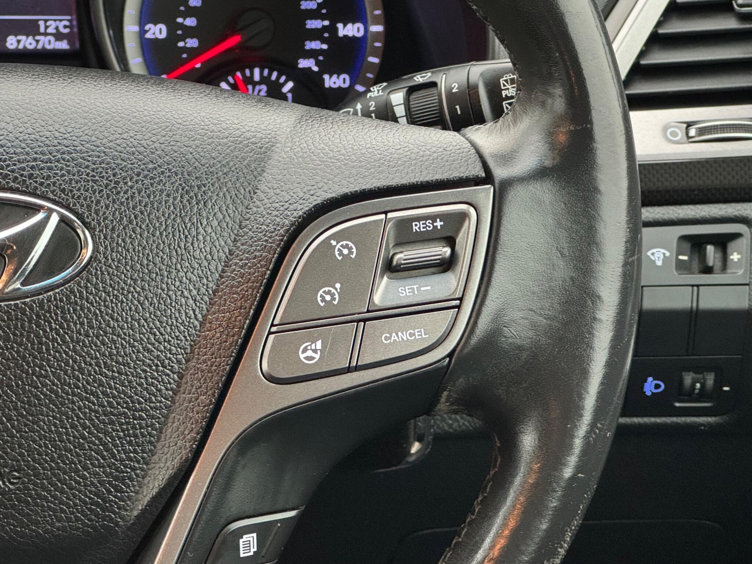 Used Hyundai Santa Fe for sale - 77808776: Photo 37