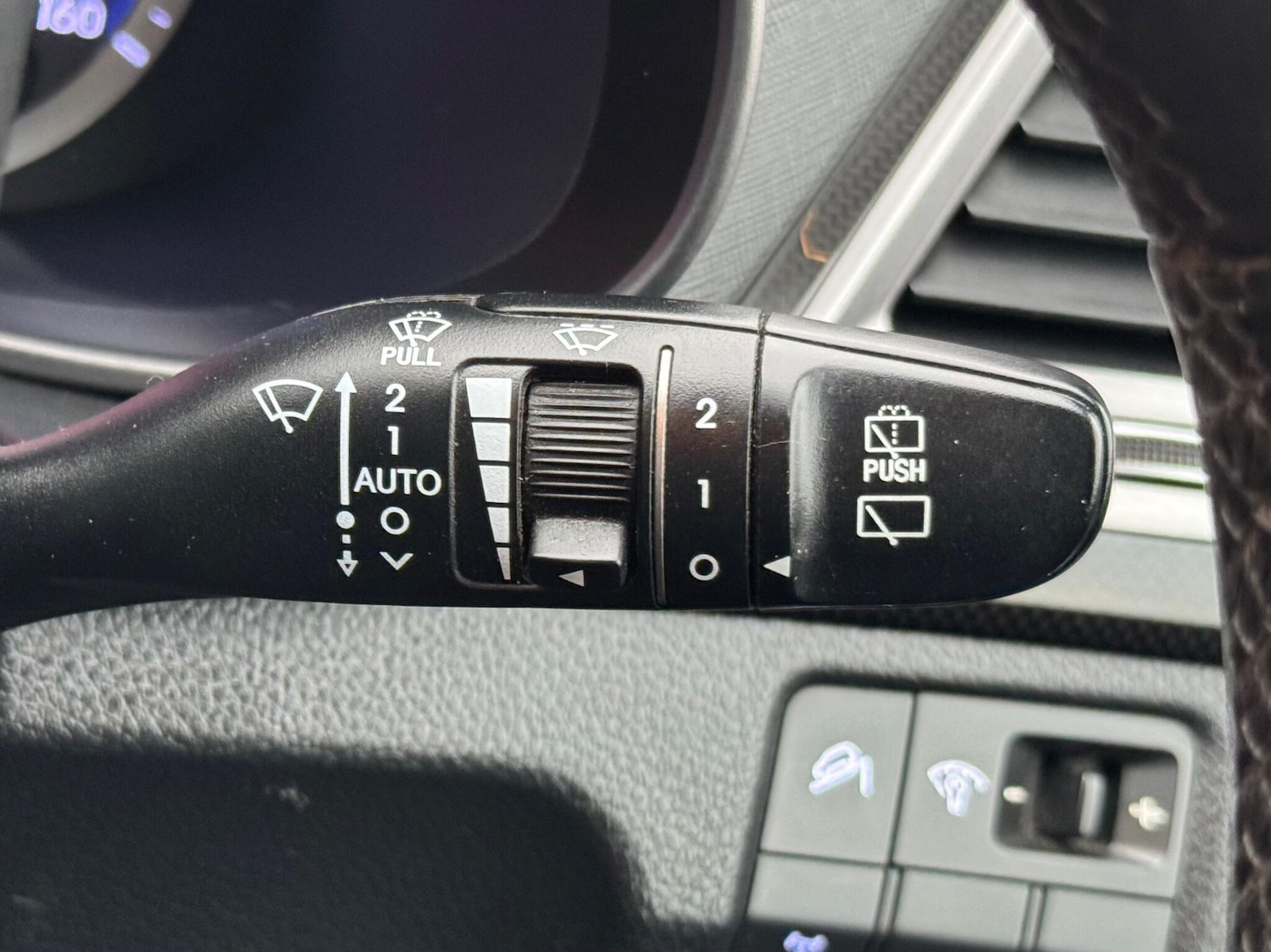 Used Hyundai Santa Fe for sale - 77808776: Photo 39