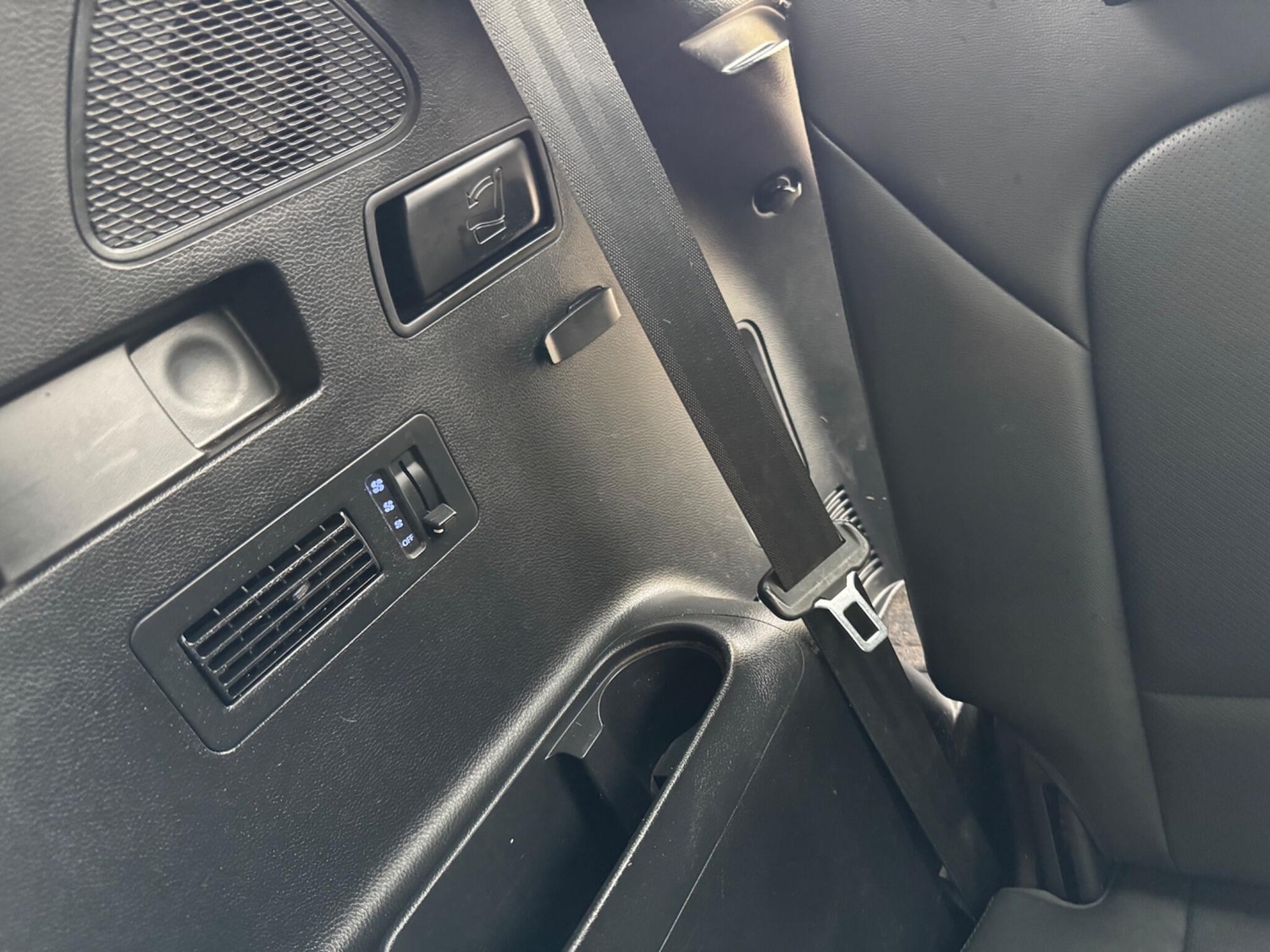 Used Hyundai Santa Fe for sale - 77808776: Photo 52