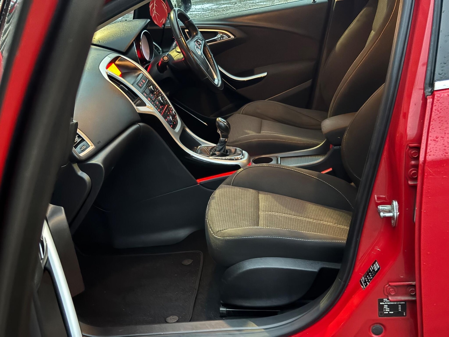 Used Vauxhall Astra 2012 for sale - 76942483: Photo 16