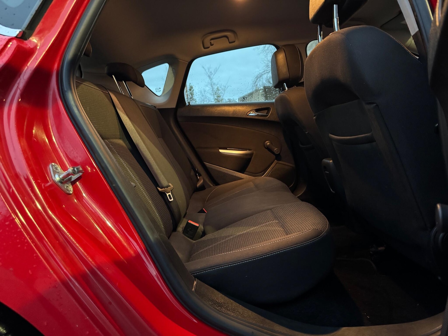 Used Vauxhall Astra 2012 for sale - 76942483: Photo 18