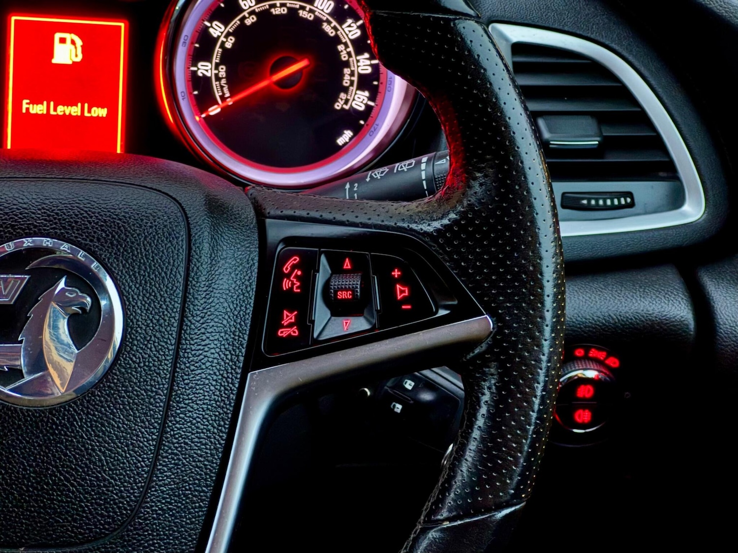 Used Vauxhall Astra 2012 for sale - 76942483: Photo 24