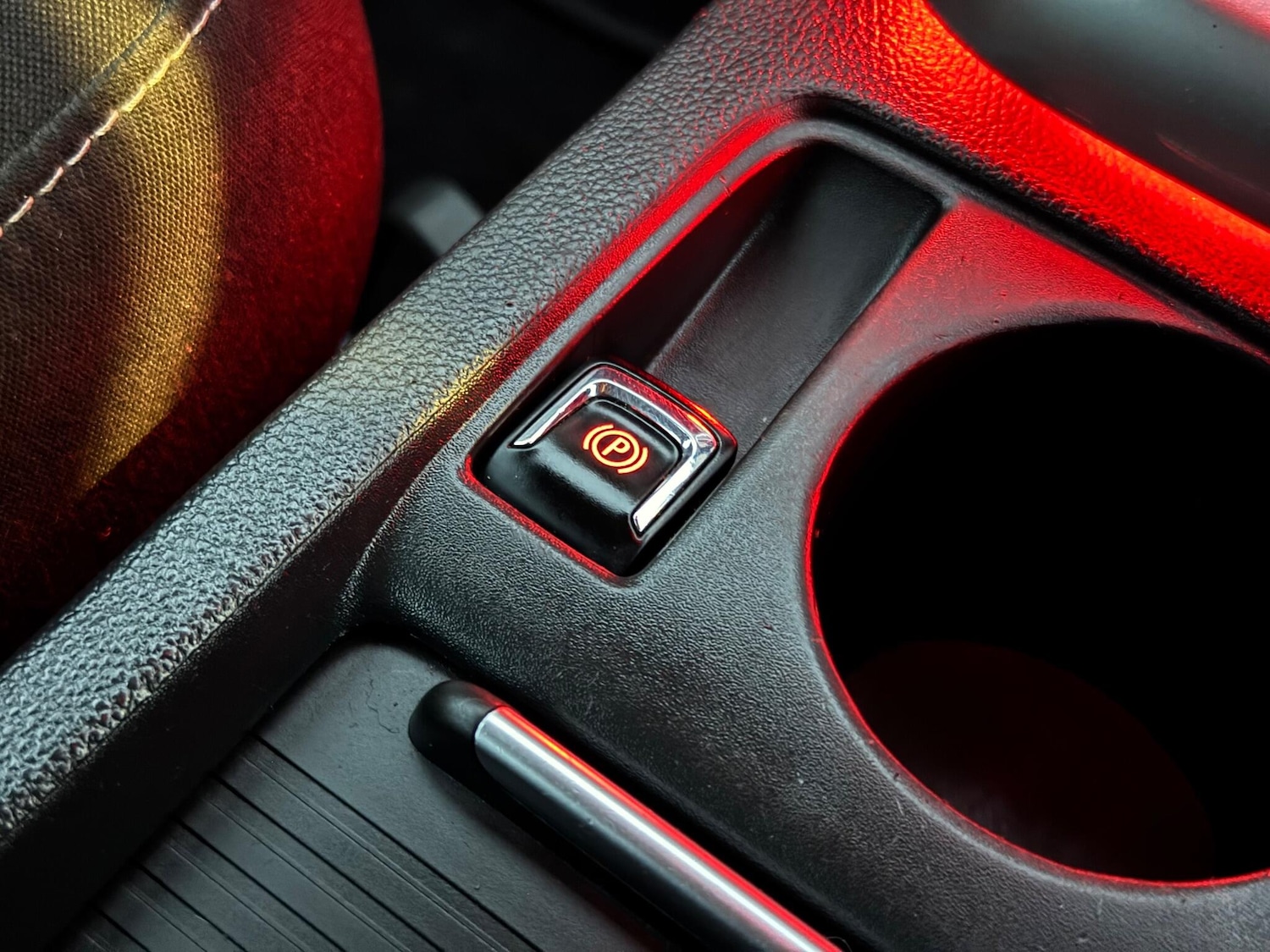 Used Vauxhall Astra 2012 for sale - 76942483: Photo 29