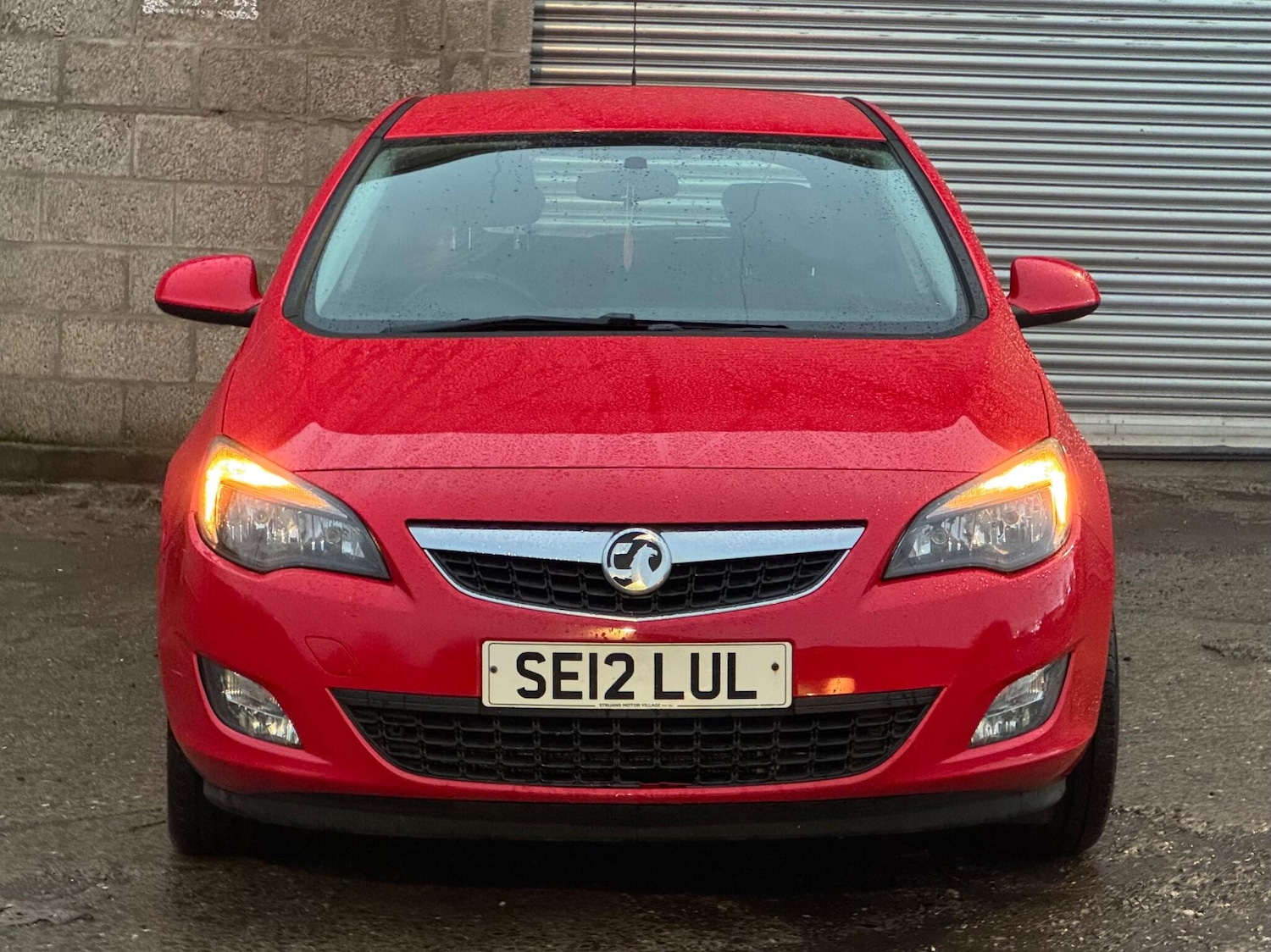 Used Vauxhall Astra 2012 for sale - 76942483: Photo 4