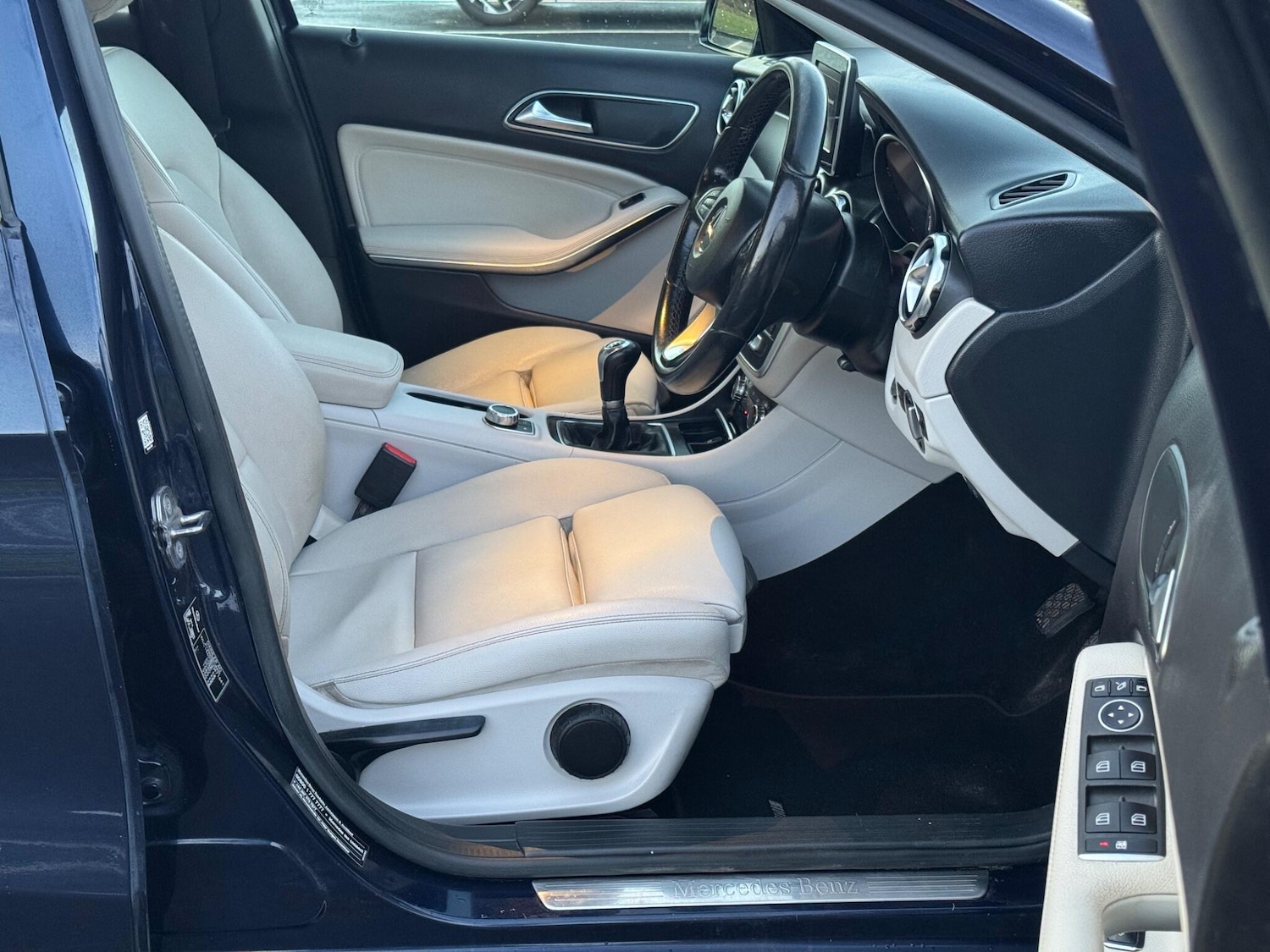 Used Mercedes-Benz GLA 2017 for sale - 77074684: Photo 2