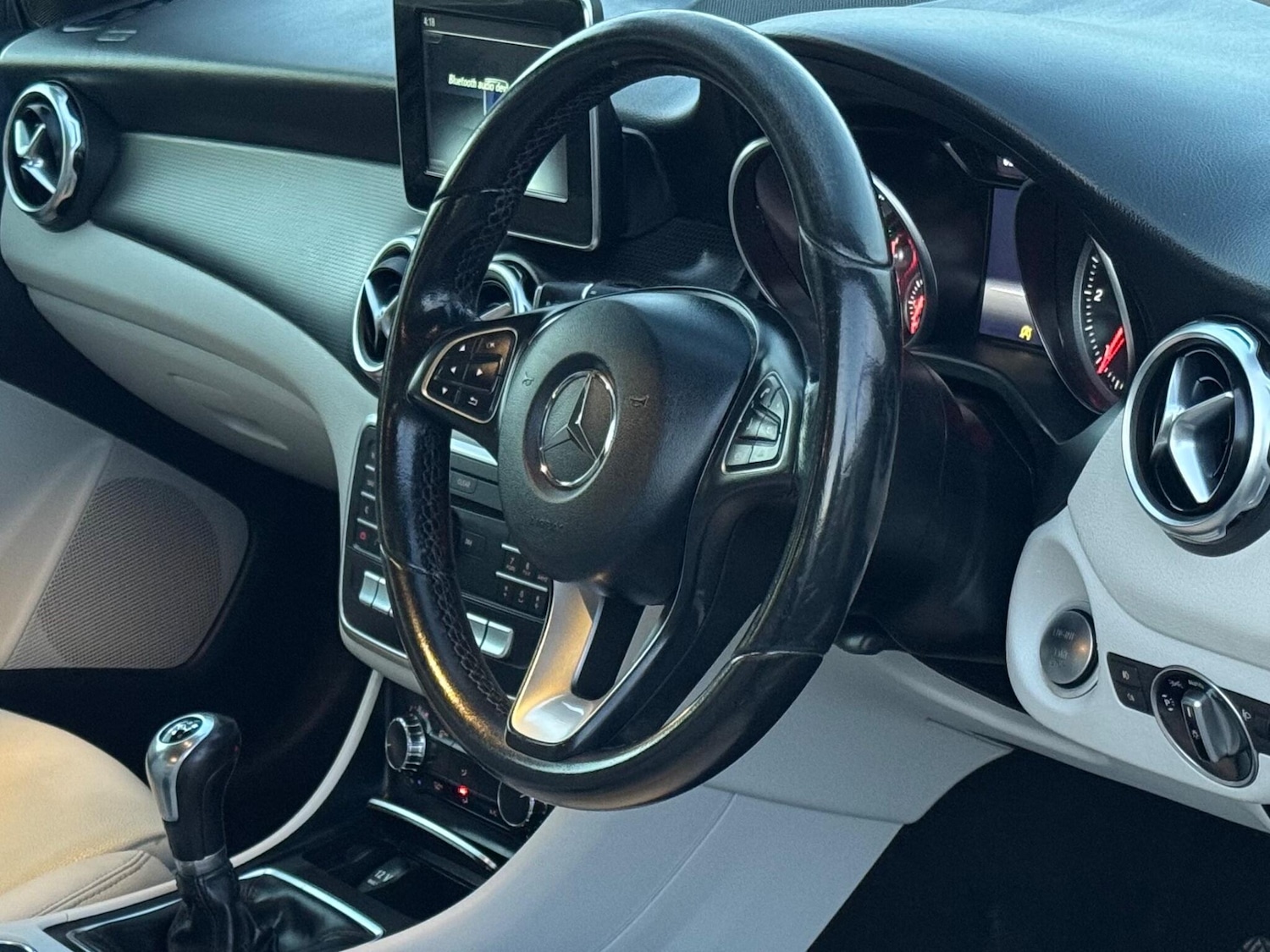 Used Mercedes-Benz GLA 2017 for sale - 77074684: Photo 30