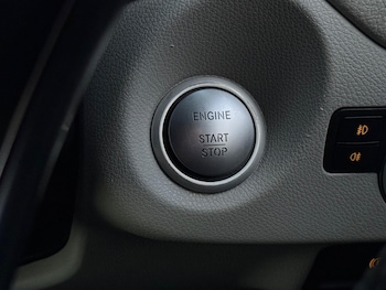 Used Mercedes-Benz GLA 2017 for sale - 77074684: Photo