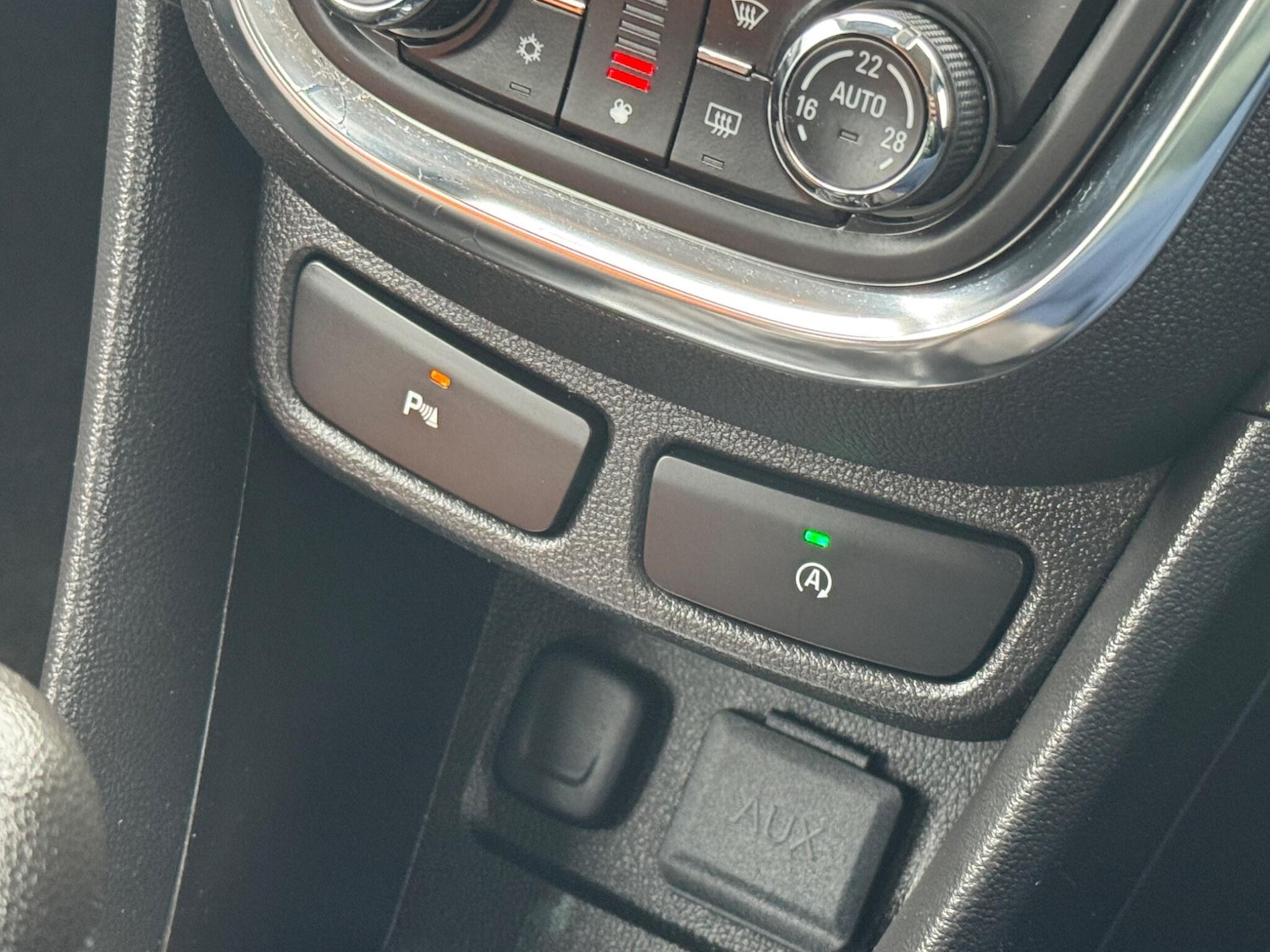 Used Vauxhall Mokka 2015 for sale - 78020222: Photo 6