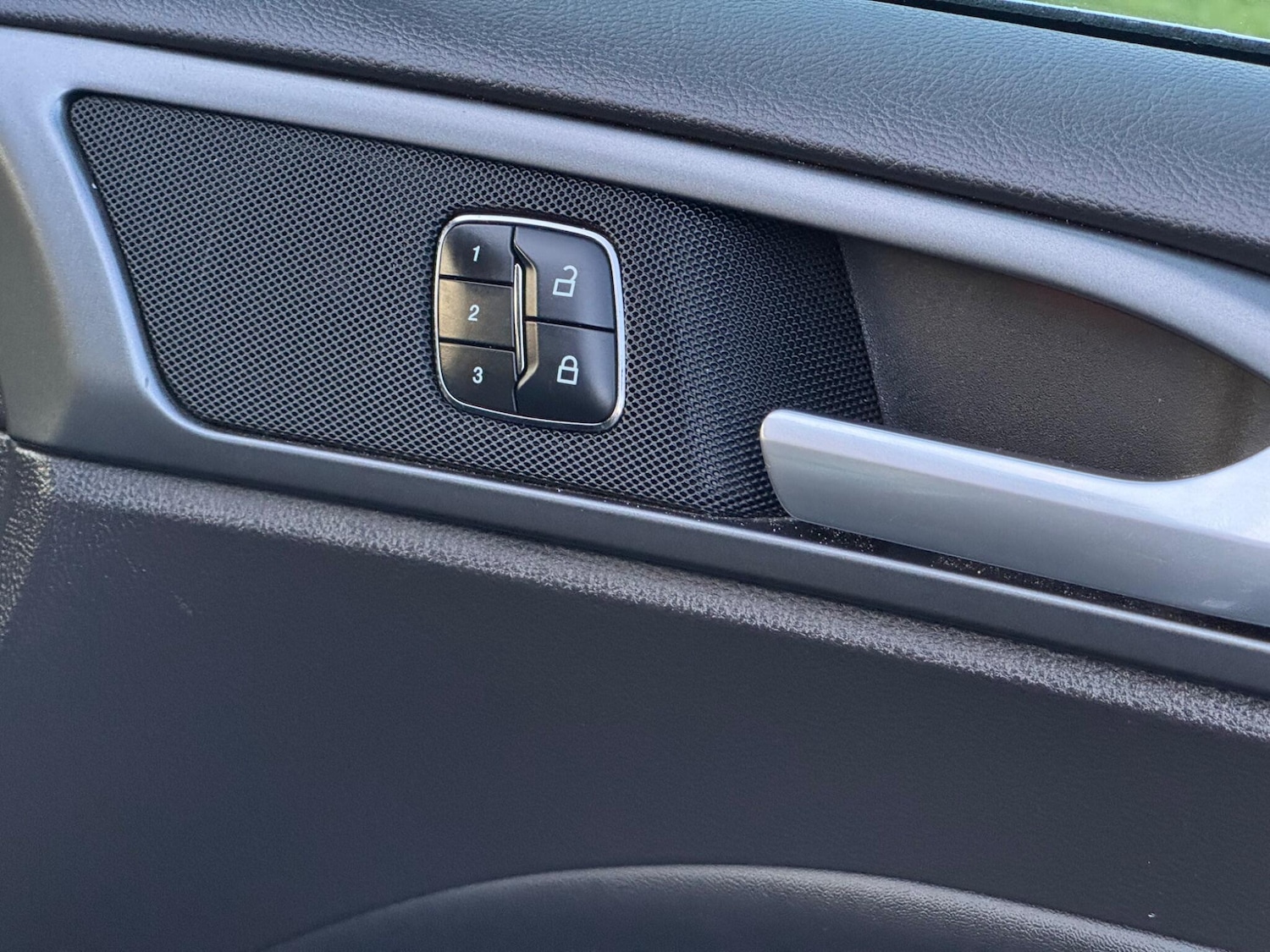 Used Ford Mondeo for sale - 78127820: Photo 4