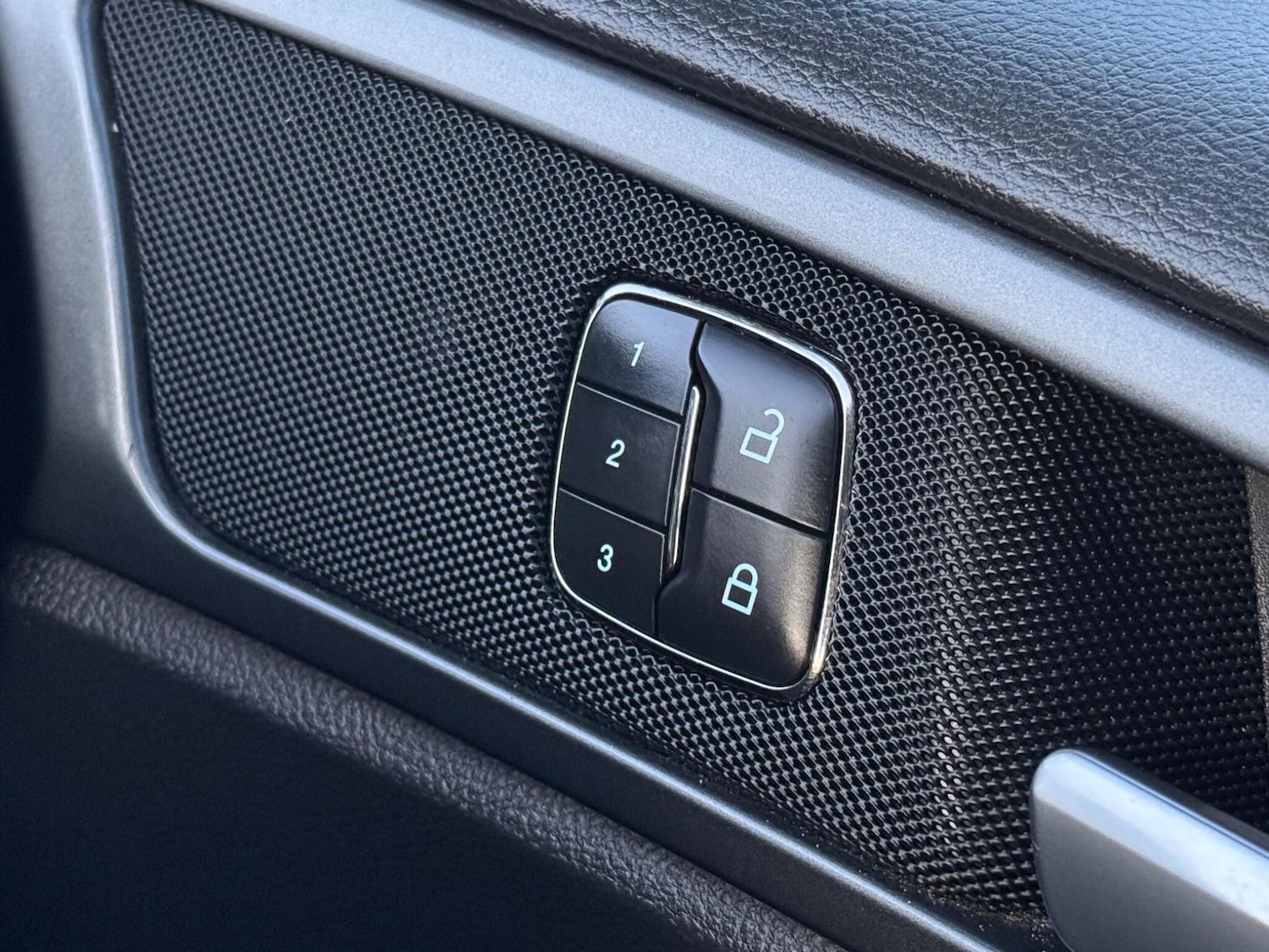 Used Ford Mondeo for sale - 78127820: Photo 48