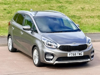Used Kia Carens 2018 for sale - 78586904: Photo