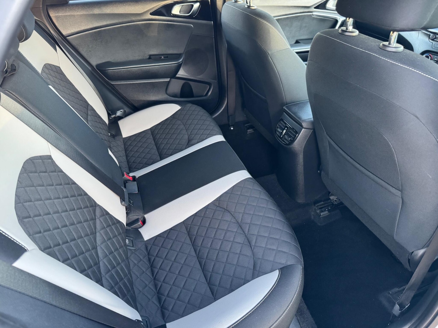 Used Kia Pro Ceed 2019 for sale - 76840736: Photo 45