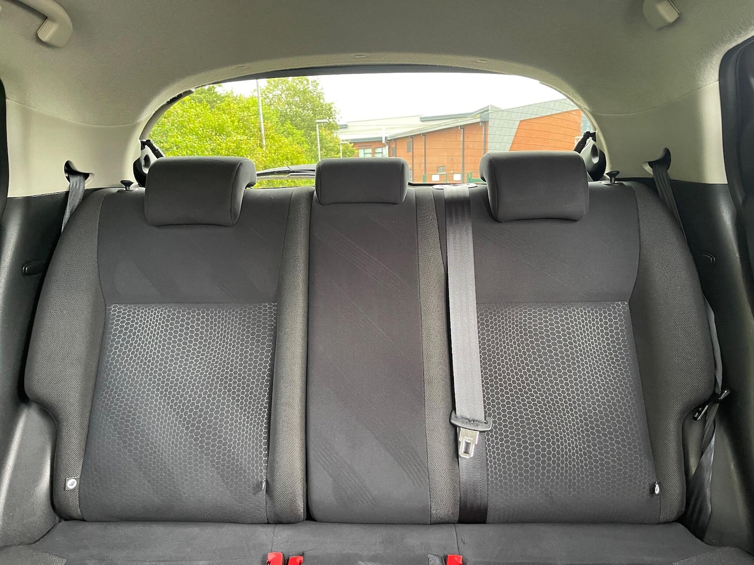 Used Nissan Juke 2014 for sale - 77229447: Photo 25