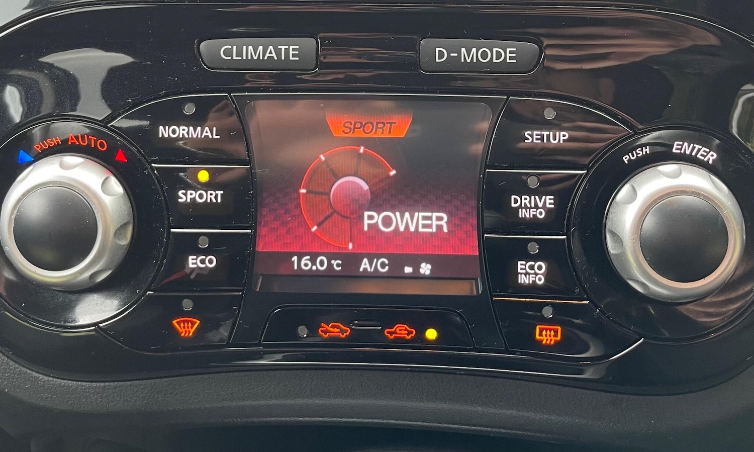 Used Nissan Juke 2014 for sale - 77229447: Photo 33