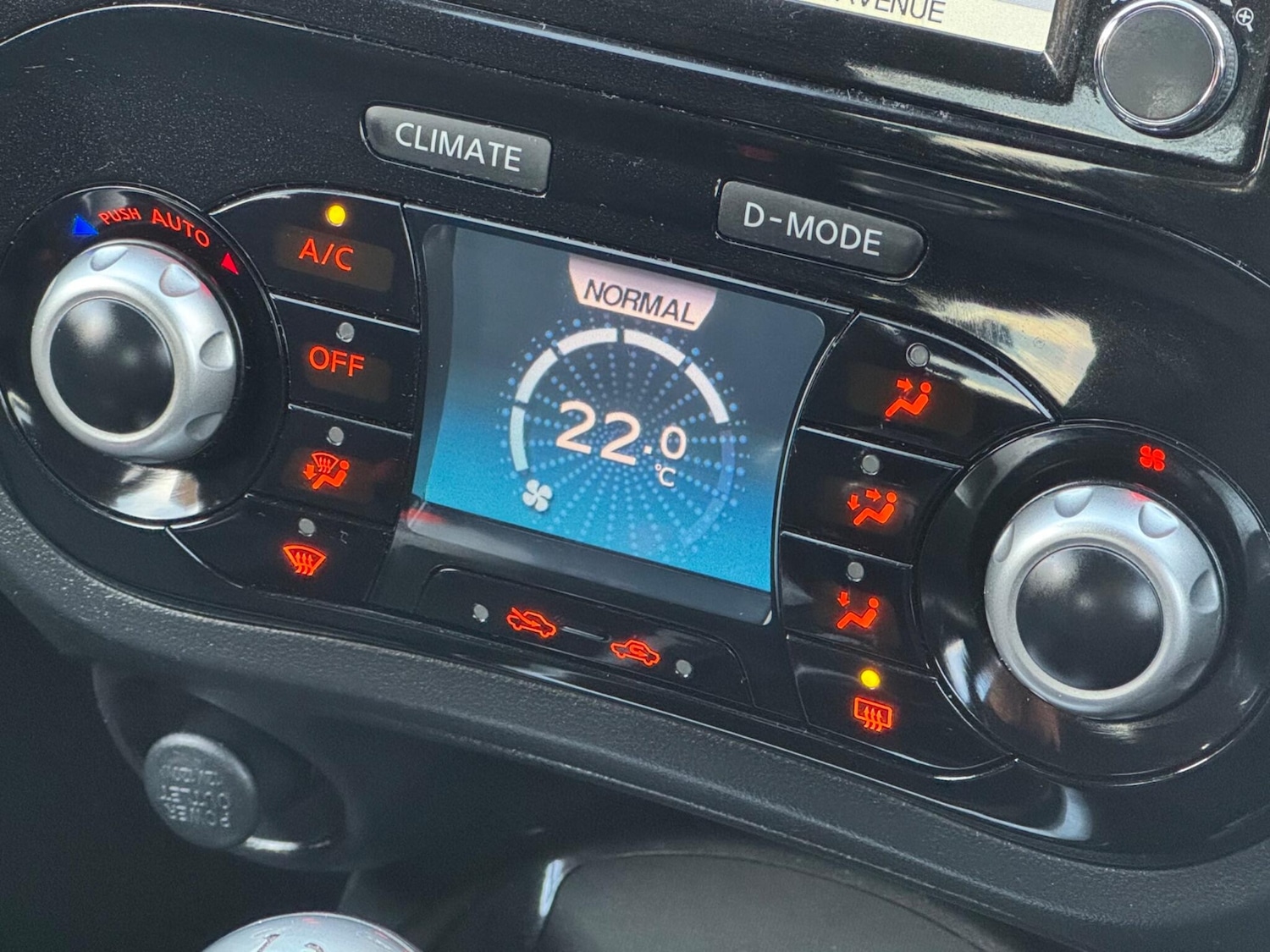 Used Nissan Juke 2014 for sale - 77229447: Photo 34