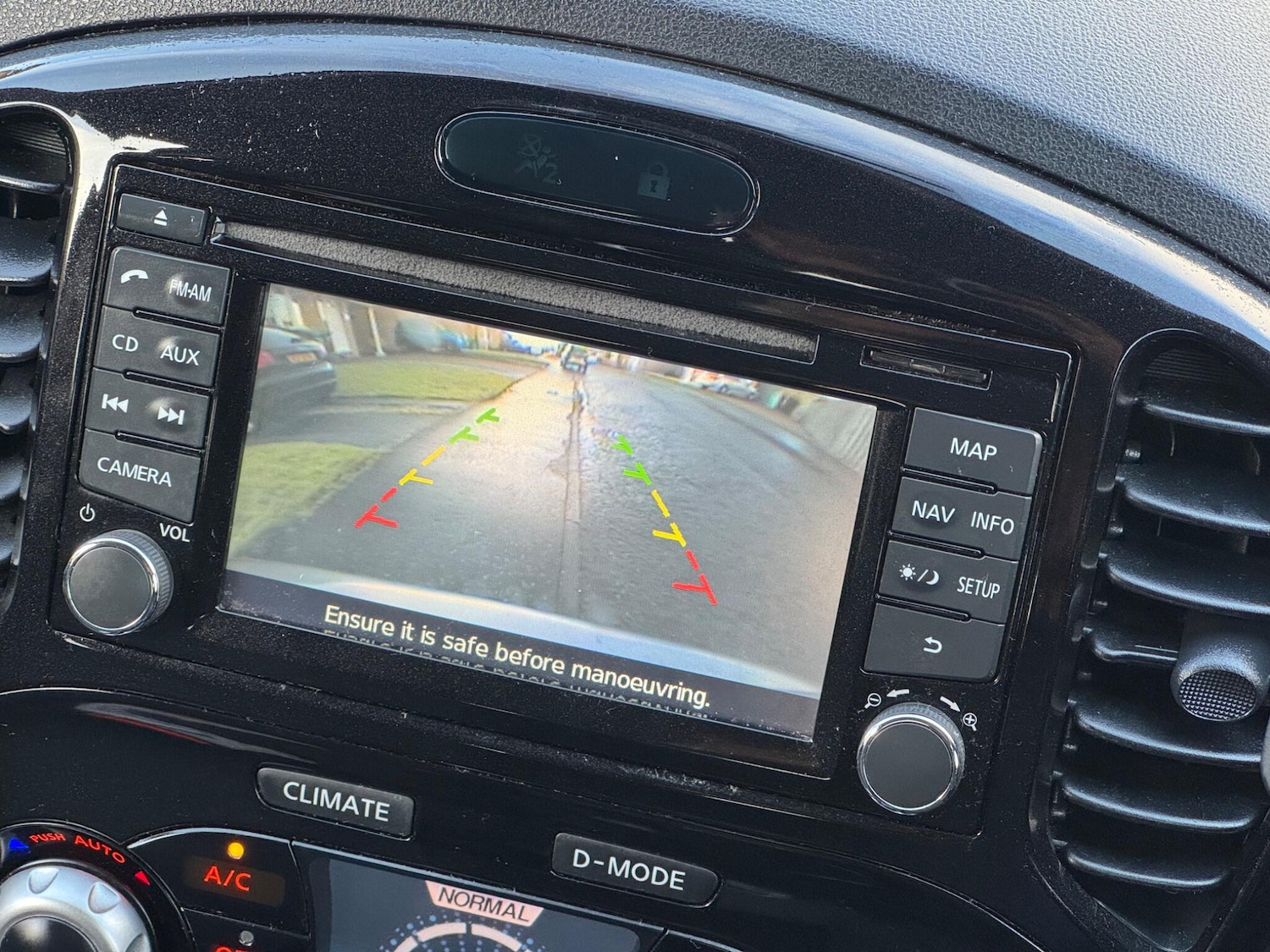 Used Nissan Juke 2014 for sale - 77229447: Photo 4