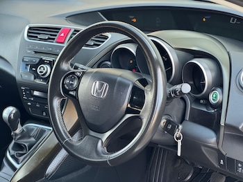 Used Honda Civic 2015 for sale - 77982277: Photo