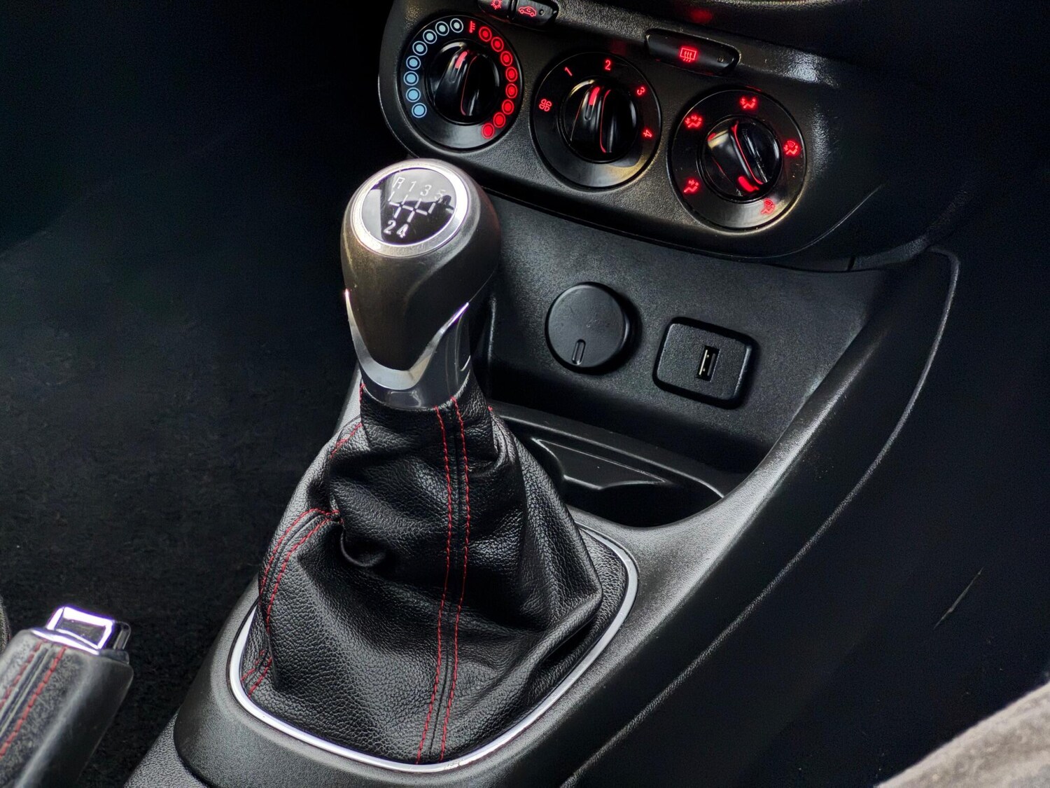 Used Vauxhall Corsa 2017 for sale - 76942645: Photo 44