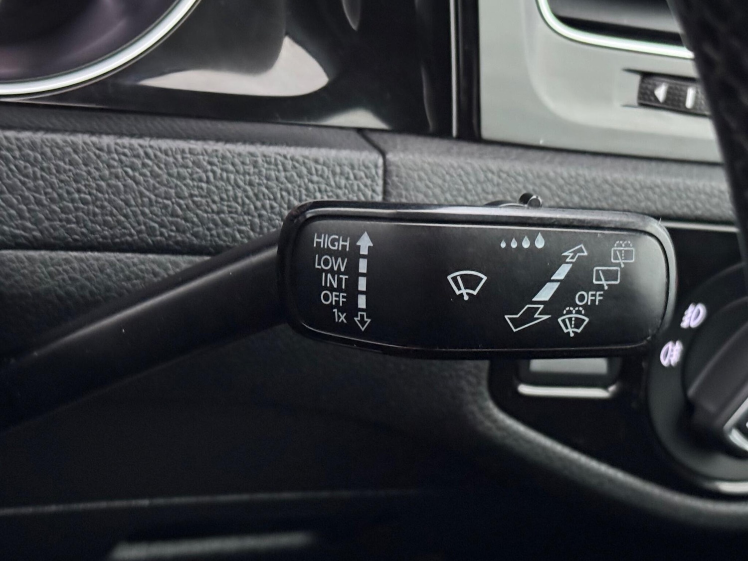 Used Volkswagen Golf 2015 for sale - 76839751: Photo 33