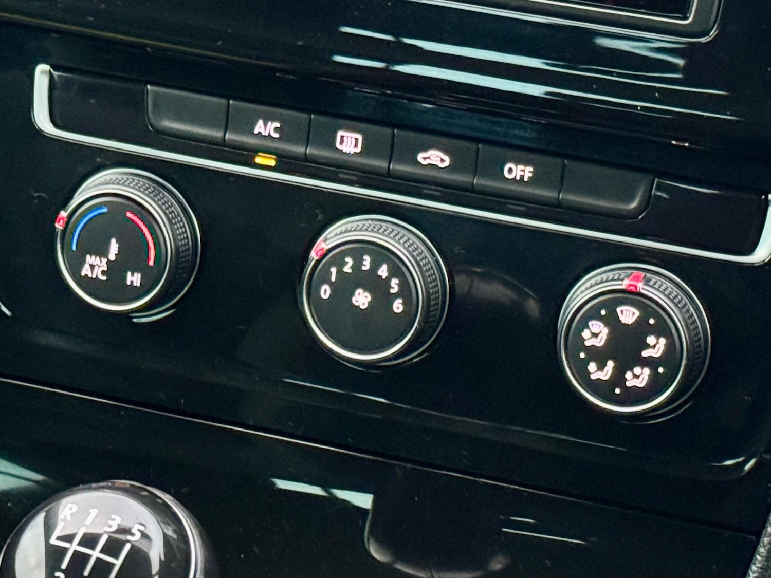 Used Volkswagen Golf 2015 for sale - 76839751: Photo 38