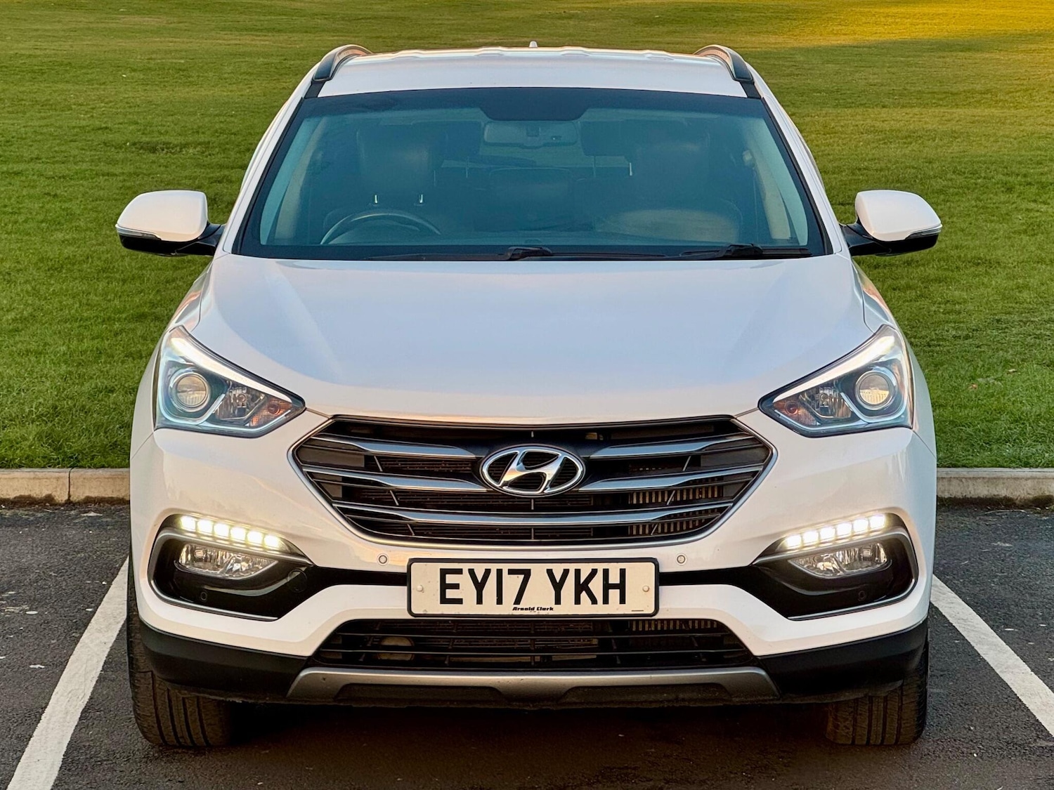 Used Hyundai Santa Fe 2017 for sale - 76840737: Photo 11