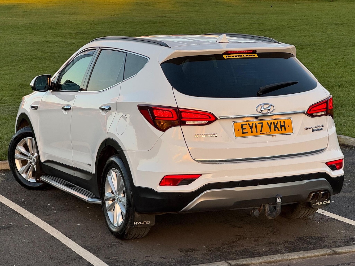 Used Hyundai Santa Fe 2017 for sale - 76840737: Photo 16