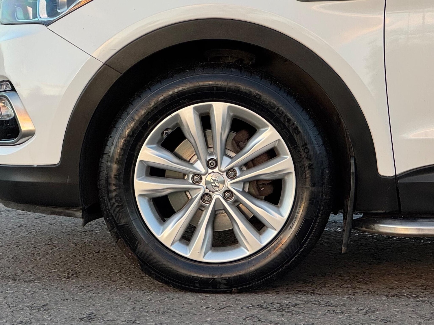 Used Hyundai Santa Fe 2017 for sale - 76840737: Photo 22