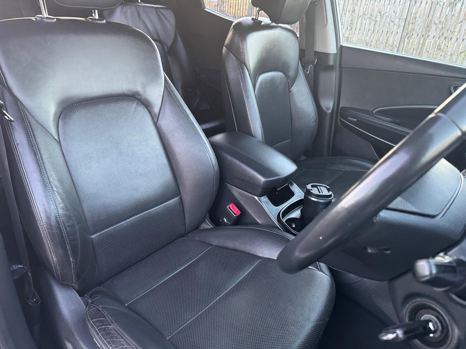 Used Hyundai Santa Fe 2017 for sale - 76840737: Photo 27