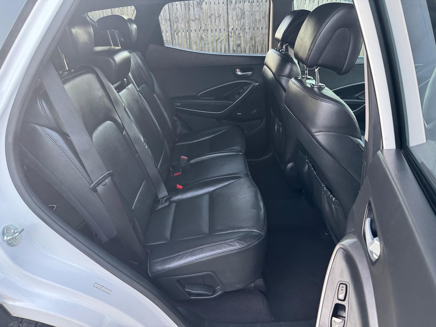 Used Hyundai Santa Fe 2017 for sale - 76840737: Photo 31