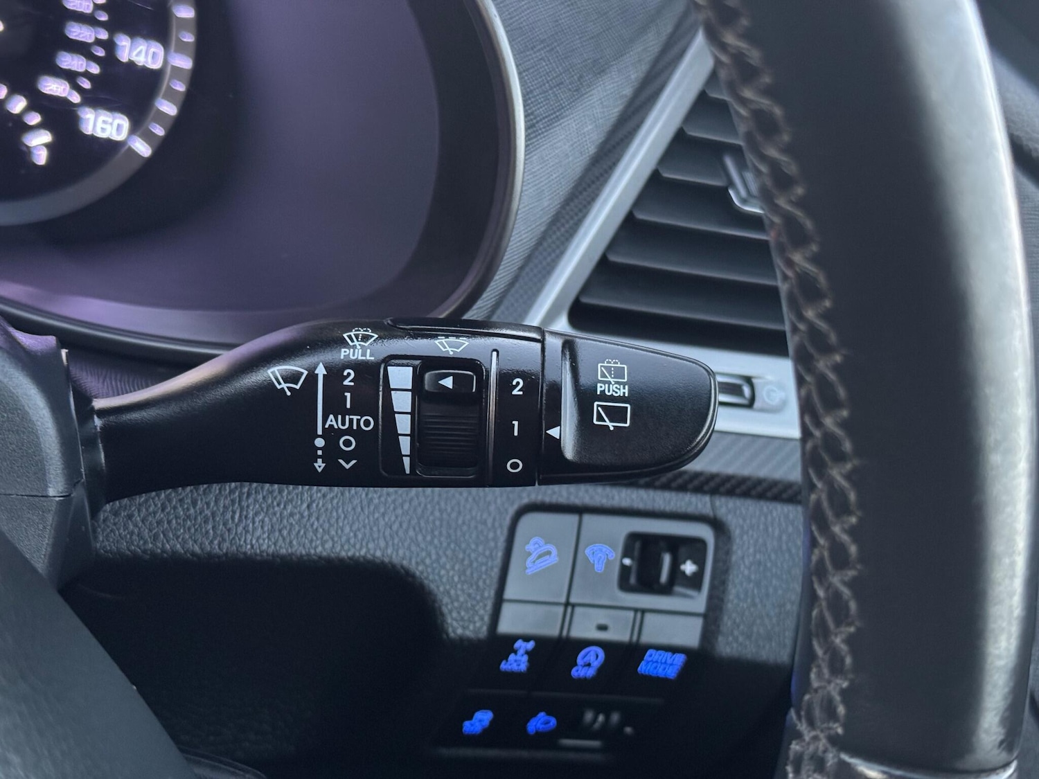 Used Hyundai Santa Fe 2017 for sale - 76840737: Photo 45