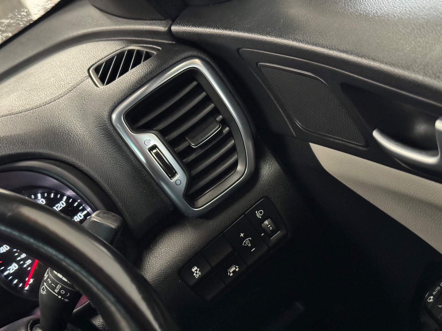 Used Kia Sportage for sale - 77898182: Photo 8