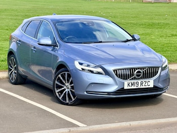 Used Volvo V40 2019 for sale - 78480986: Photo