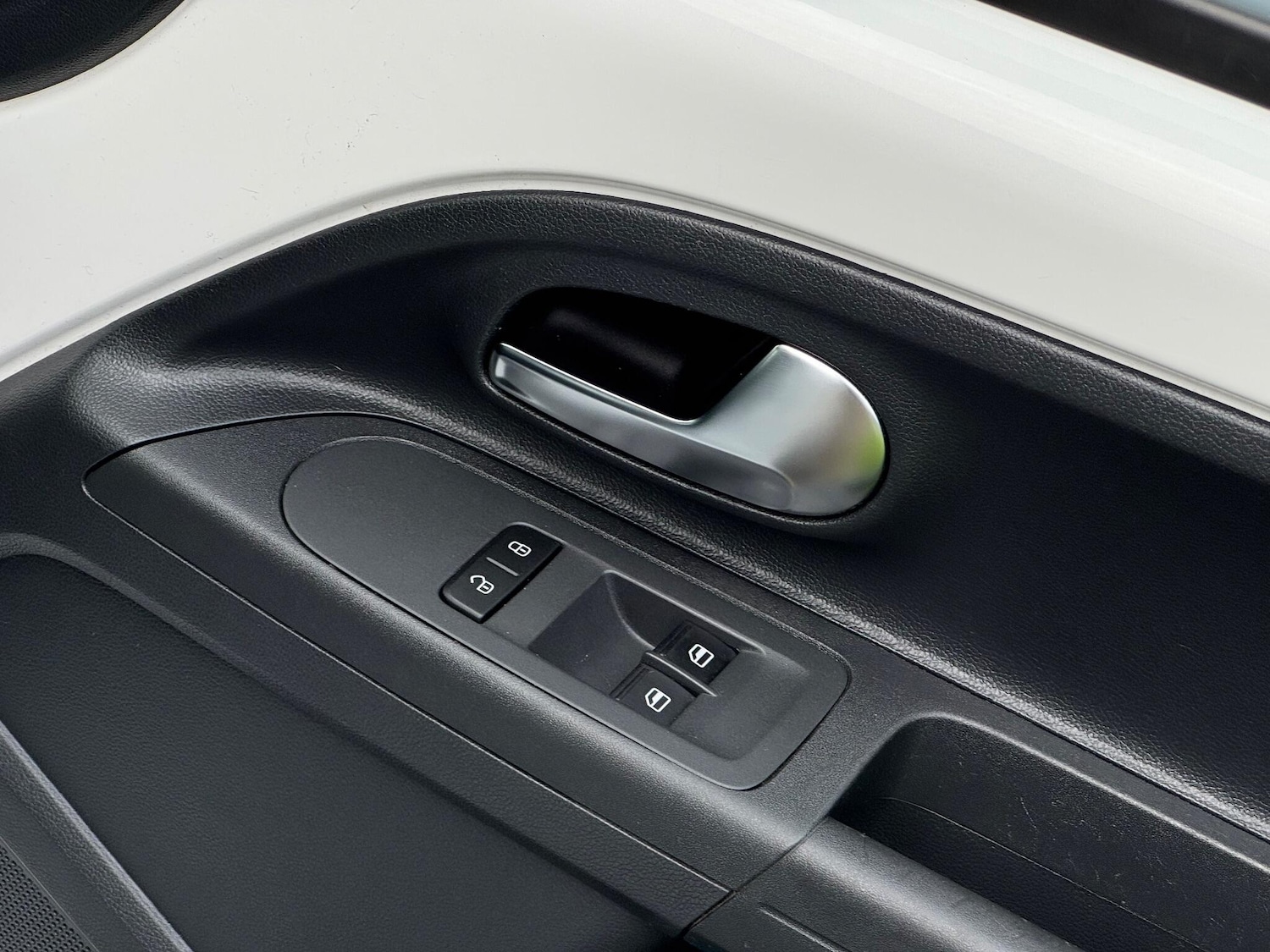 Used Volkswagen up! 2015 for sale - 76840731: Photo 20