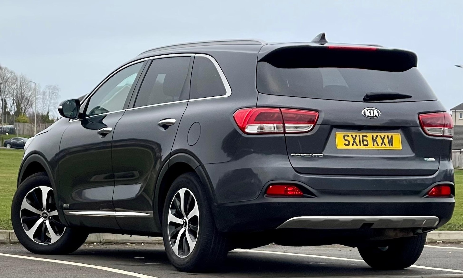 Used Kia Sorento 2016 for sale - 76840727: Photo 2