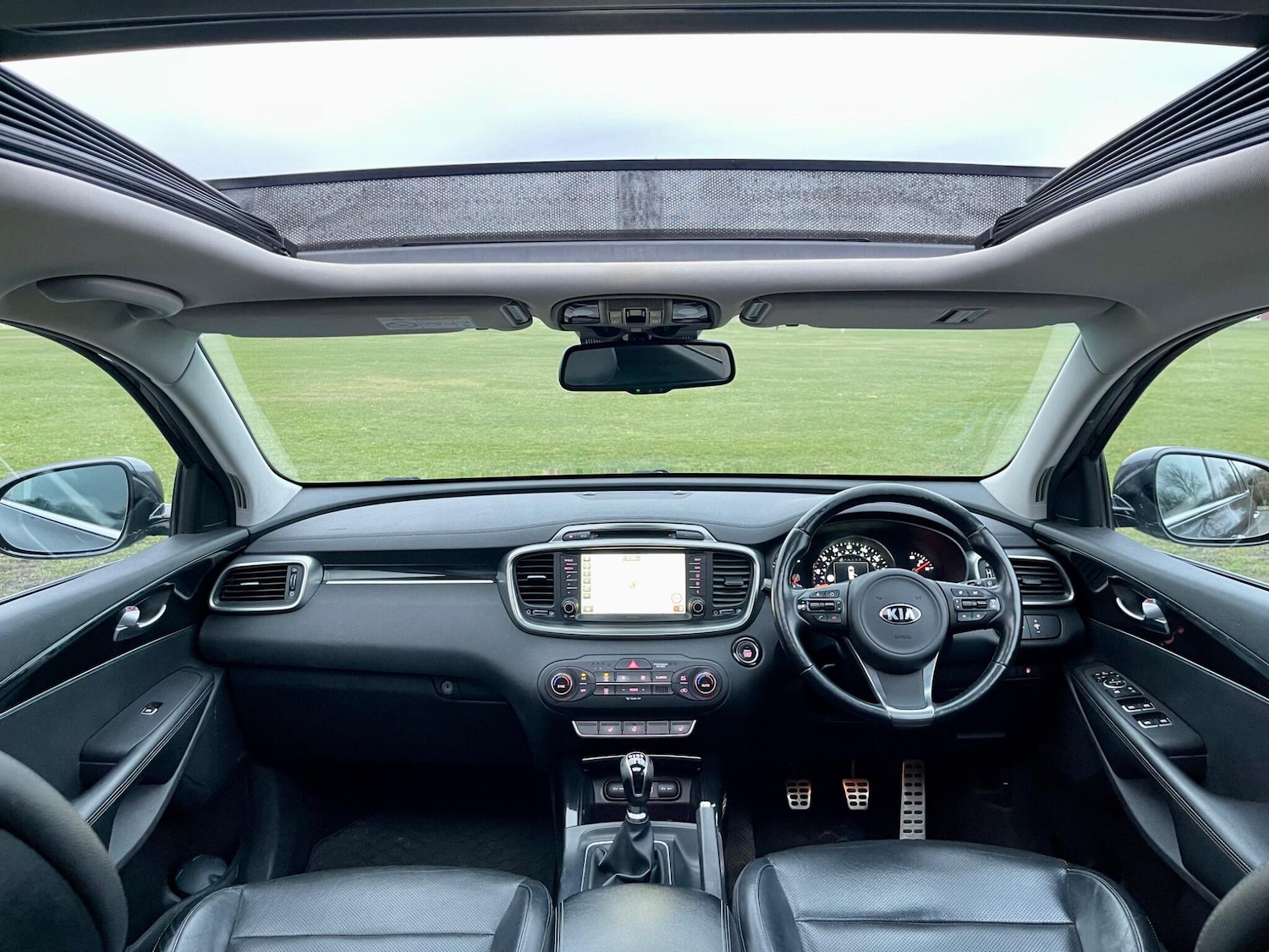 Used Kia Sorento 2016 for sale - 76840727: Photo 3